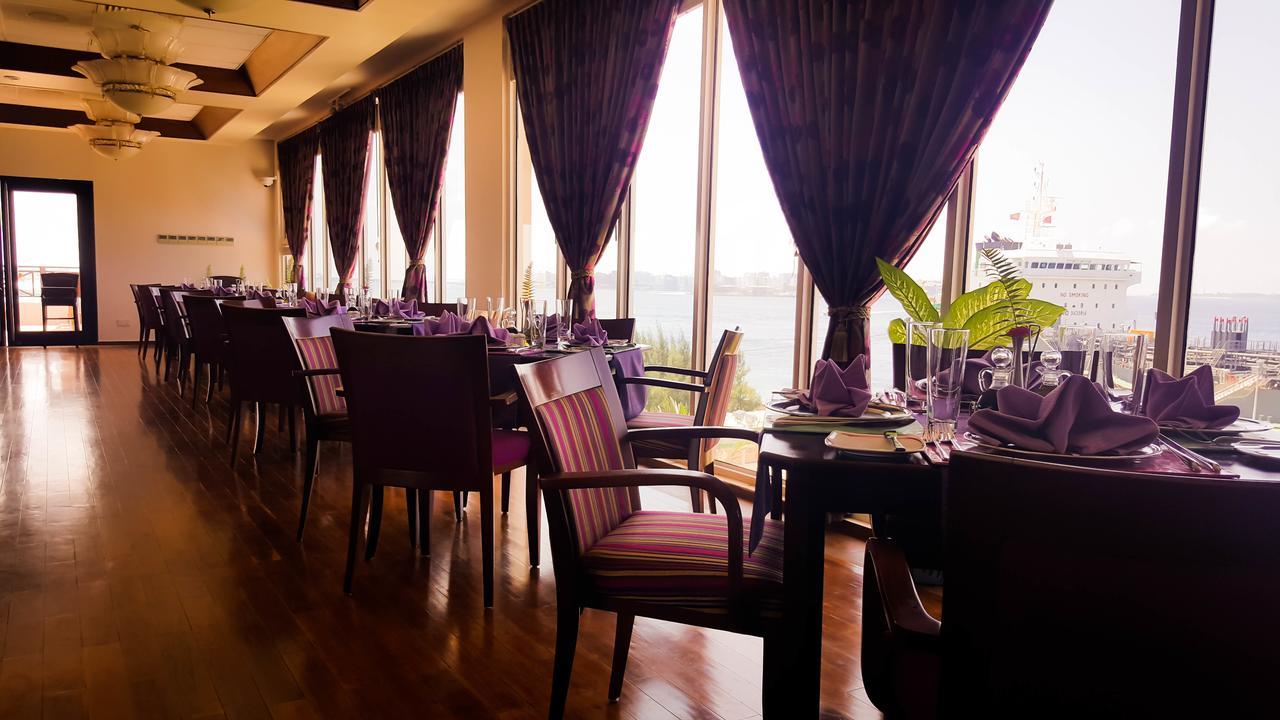 Hulhule Island Hotel Μαλέ Εξωτερικό φωτογραφία