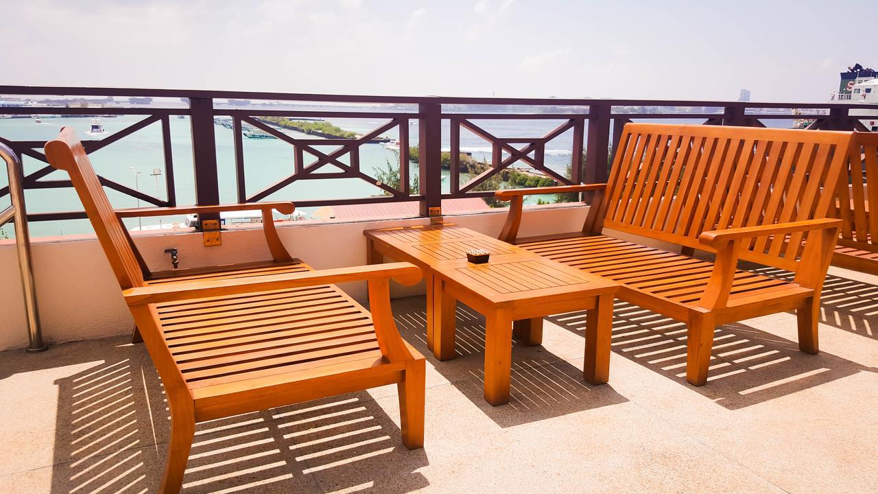 Hulhule Island Hotel Μαλέ Εξωτερικό φωτογραφία