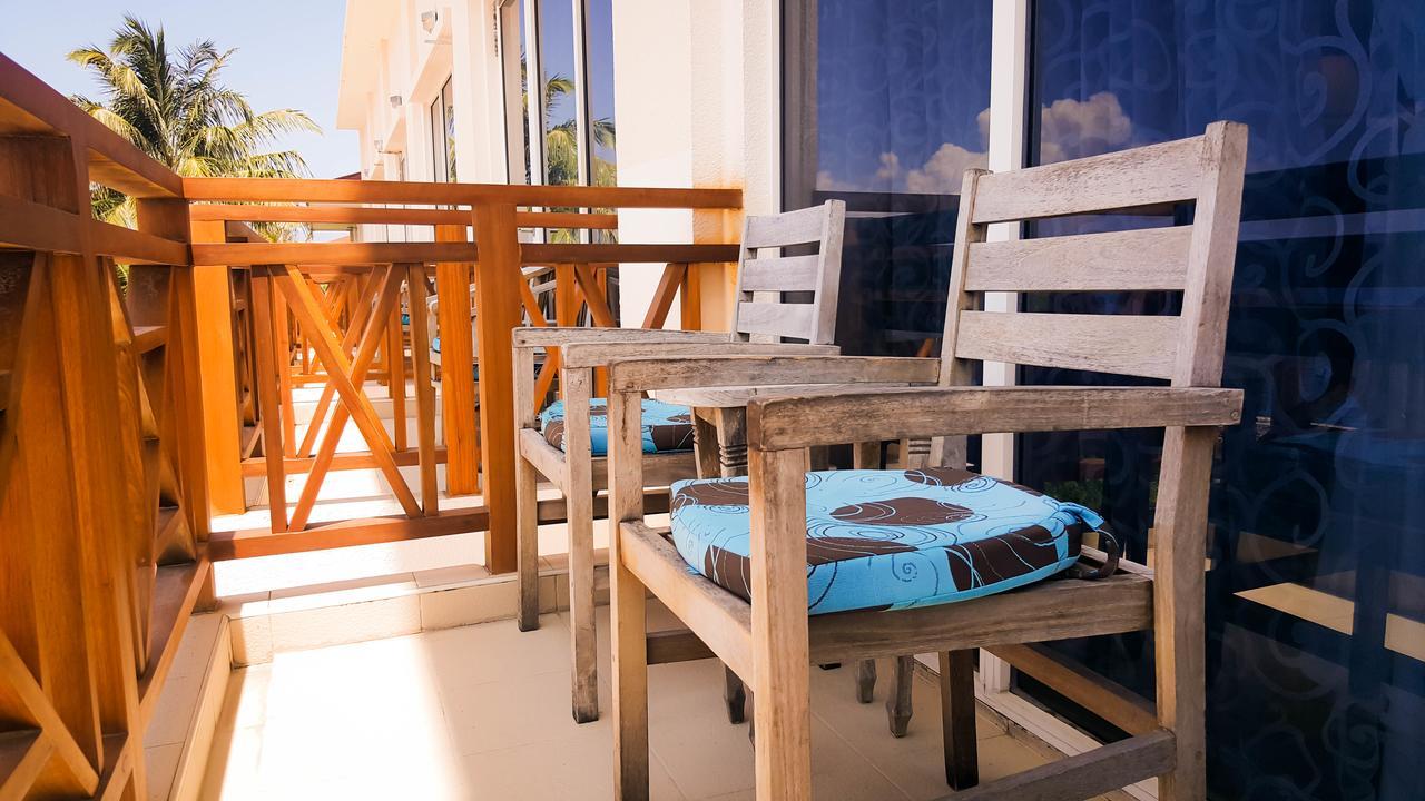 Hulhule Island Hotel Μαλέ Εξωτερικό φωτογραφία